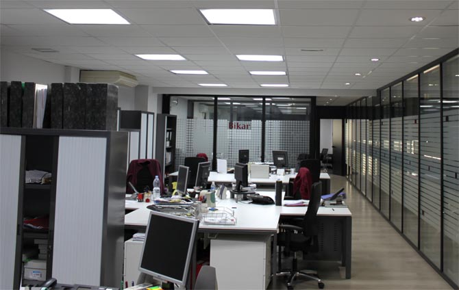 Oficinas equipadas por LiderLED